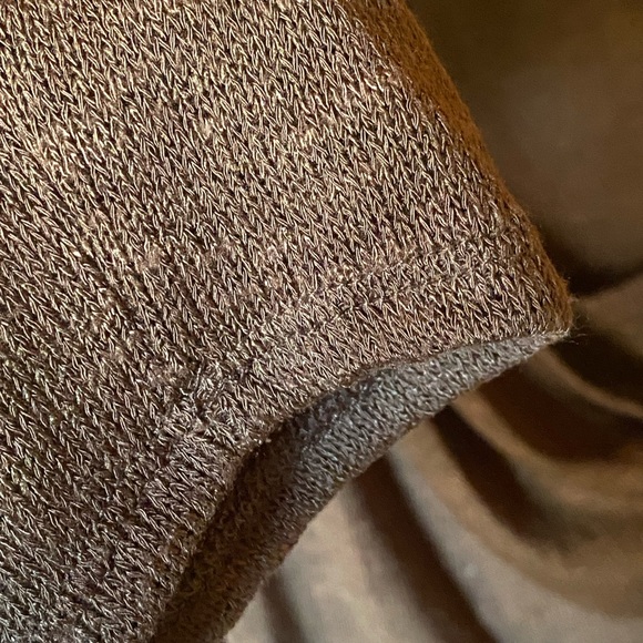 Wrangler brown knit cross-over sweater with button closure, XL - Picture 5 of 8